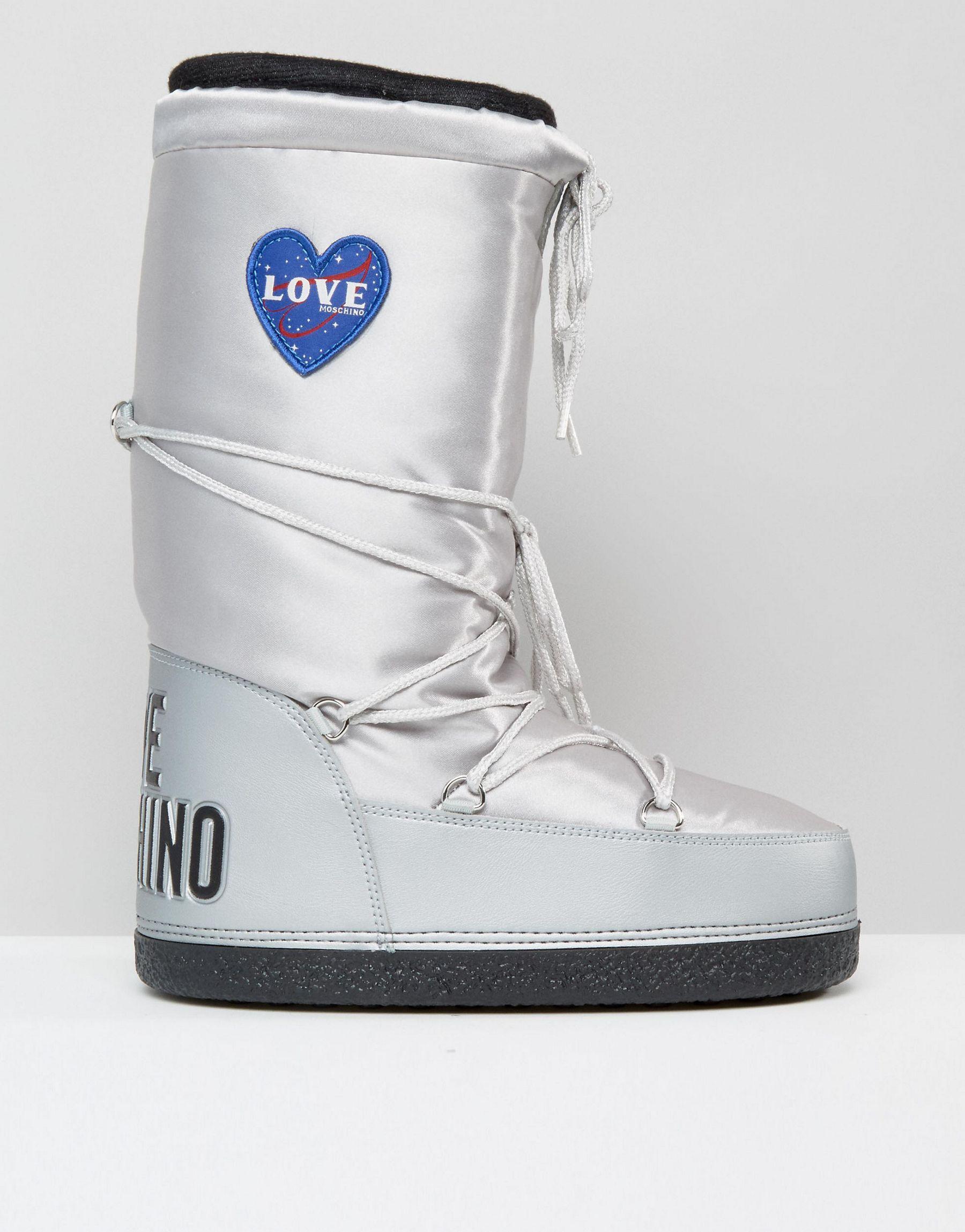 metallic silver snow boots